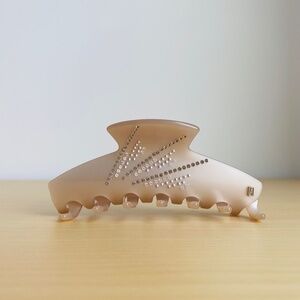 Alexandre de Paris hair clip